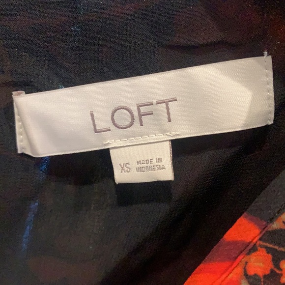 Loft Women’s Floral Blouse - Picture 2 of 5